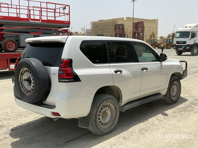 2018 Toyota Prado TX 150L 4x4 SUV - SUV: תמונה 3 2018 Toyota Prado TX 150L 4x4 SUV - SUV: תמונה 3