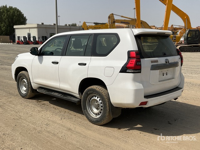 2018 Toyota Prado TX 150L 4x4 SUV - SUV: תמונה 3 2018 Toyota Prado TX 150L 4x4 SUV - SUV: תמונה 3