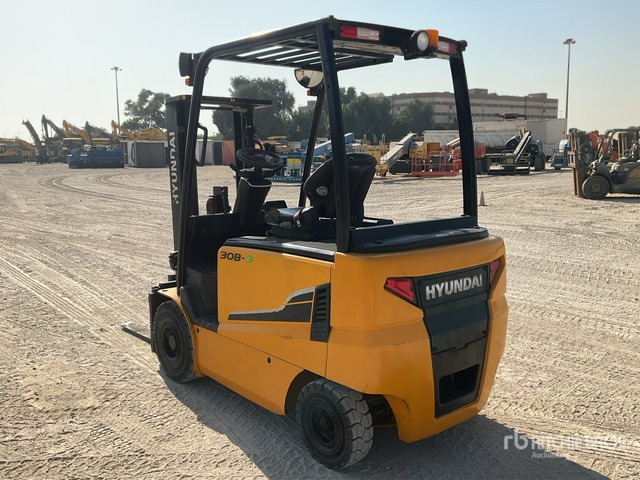 2019 Hyundai 30B-9 3 ton Electric Forklift - מלגזה חשמלית: תמונה 2 2019 Hyundai 30B-9 3 ton Electric Forklift - מלגזה חשמלית: תמונה 2