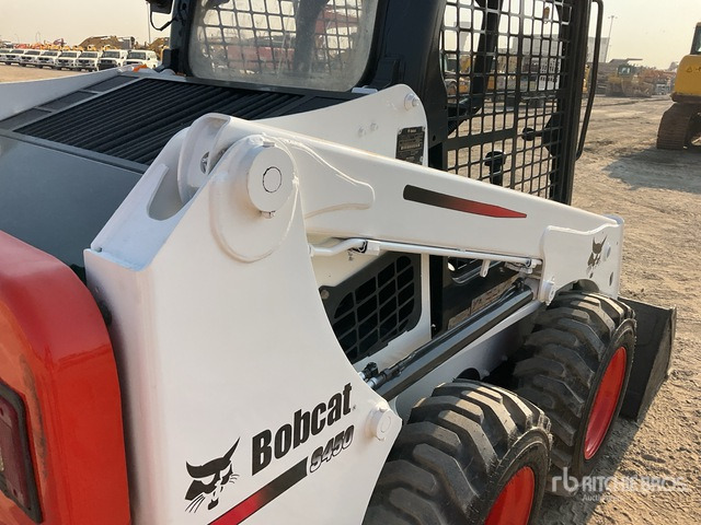2020 Bobcat S450 Skid Steer Loader - מעמיס היגוי החלקה: תמונה 4 2020 Bobcat S450 Skid Steer Loader - מעמיס היגוי החלקה: תמונה 4