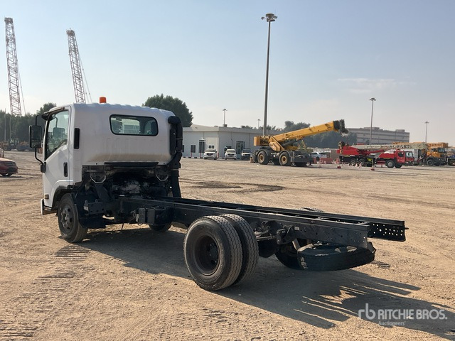 2020 Isuzu Reward NP 4x2 Cab and Chassis - משאית עם שלדת תא: תמונה 3 2020 Isuzu Reward NP 4x2 Cab and Chassis - משאית עם שלדת תא: תמונה 3