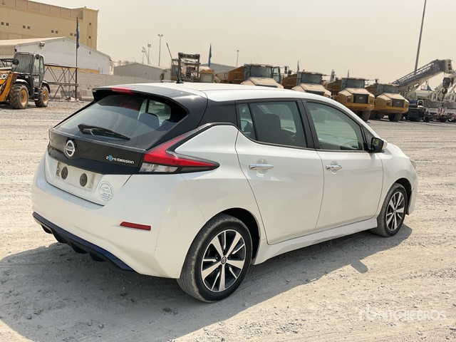 2020 Nissan LEAF Electric Automobile - מכונית: תמונה 4 2020 Nissan LEAF Electric Automobile - מכונית: תמונה 4