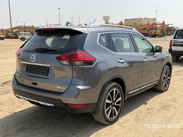 2020 Nissan X-Trail Hybrid SUV - SUV: תמונה 3 2020 Nissan X-Trail Hybrid SUV - SUV: תמונה 3