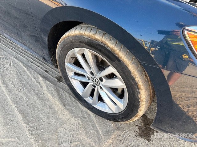 2020 Volkswagen Passat Automobile - מכונית: תמונה 4 2020 Volkswagen Passat Automobile - מכונית: תמונה 4