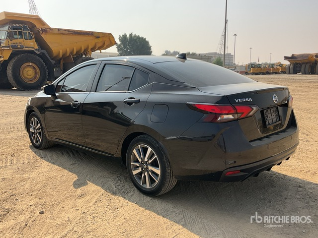 2021 Nissan Versa Automobile - מכונית: תמונה 2 2021 Nissan Versa Automobile - מכונית: תמונה 2