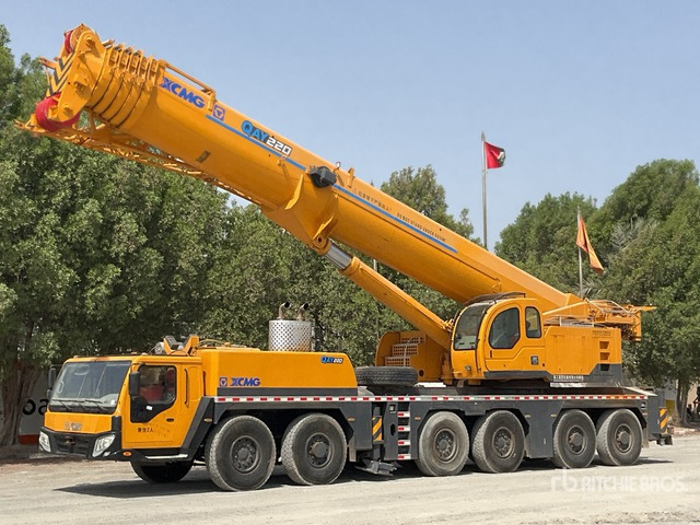 2021 XCMG QAY220 220 ton 12x6x12 All Terrain Crane - מכסחת תבואה/ עשבים: תמונה 2 2021 XCMG QAY220 220 ton 12x6x12 All Terrain Crane - מכסחת תבואה/ עשבים: תמונה 2