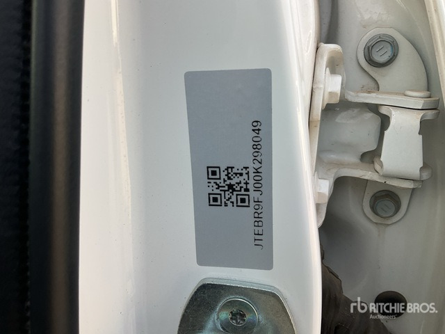 2023 Toyota Prado TX 150L 4x4 SUV - SUV: תמונה 2 2023 Toyota Prado TX 150L 4x4 SUV - SUV: תמונה 2