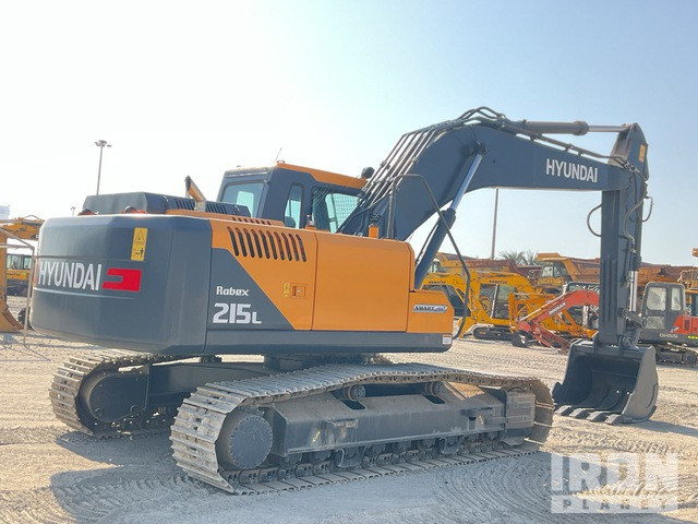Hyundai R215L Tracked Excavator - מחפר סורק: תמונה 3 Hyundai R215L Tracked Excavator - מחפר סורק: תמונה 3