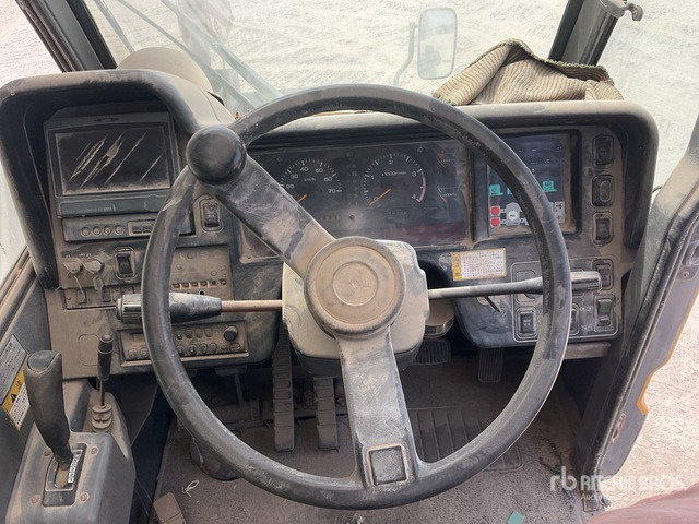 Kato KR-25H Rough Terrain Crane - עגורן שטח מחוספס: תמונה 4 Kato KR-25H Rough Terrain Crane - עגורן שטח מחוספס: תמונה 4