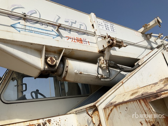 Kato KR25H-V Rough Terrain Crane - עגורן שטח מחוספס: תמונה 5 Kato KR25H-V Rough Terrain Crane - עגורן שטח מחוספס: תמונה 5