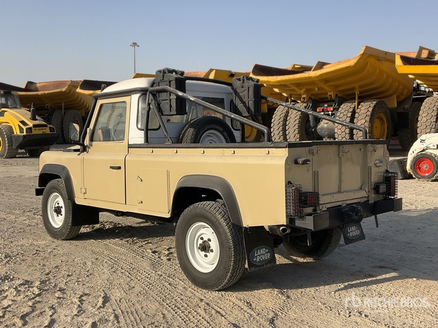 Land Rover Defender 110 - טנדר: תמונה 4 Land Rover Defender 110 - טנדר: תמונה 4