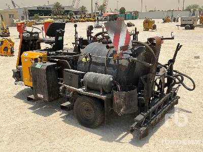 WEIRO TM600 Ride On Asphalt Distributor Vehicle - מפיץ אספלט: תמונה 2 WEIRO TM600 Ride On Asphalt Distributor Vehicle - מפיץ אספלט: תמונה 2