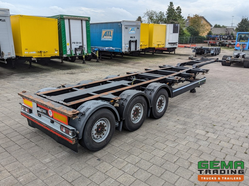 CIMC CIMC Silvergreen SC03 3-Assen SAF LiftAxle - DiscBrakes - 1x 20FT 2x 20FT 30FT 40FT - 5250KG (O1988) - סמיטריילר מוביל מכולות/ החלפת גוף: תמונה 4 CIMC CIMC Silvergreen SC03 3-Assen SAF LiftAxle - DiscBrakes - 1x 20FT 2x 20FT 30FT 40FT - 5250KG (O1988) - סמיטריילר מוביל מכולות/ החלפת גוף: תמונה 4