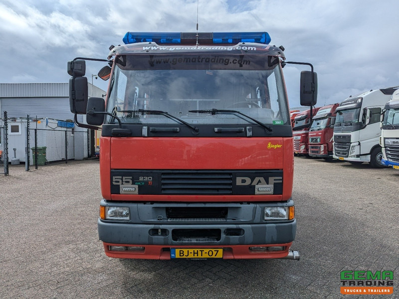 DAF 55.230 4x2 Euro2 Ziegler TS7 LD2800 HD265 T1500Liters - 7 persoons - משאית אש: תמונה 5 DAF 55.230 4x2 Euro2 Ziegler TS7 LD2800 HD265 T1500Liters - 7 persoons - משאית אש: תמונה 5