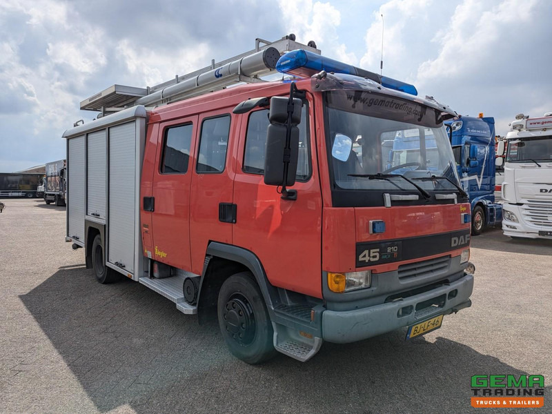 DAF AE45CE 210FF 4x2 Euro2 Ziegler TS08 LD2.800 HD265 T1.500Liters - 8 persoons - ManualGearbox - משאית אש: תמונה 4 DAF AE45CE 210FF 4x2 Euro2 Ziegler TS08 LD2.800 HD265 T1.500Liters - 8 persoons - ManualGearbox - משאית אש: תמונה 4