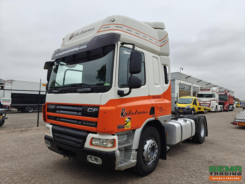 DAF CF75.250 4x2 SpaceCab Euro5 - Handgeschakeld - Airco - יחידת טרקטור: תמונה 1 DAF CF75.250 4x2 SpaceCab Euro5 - Handgeschakeld - Airco - יחידת טרקטור: תמונה 1