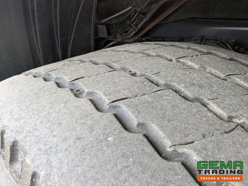 משאית הרמת וו DAF FAS CF85.410 6x2 Euro5 FAS CF85.410 6x2 Spacecab Euro5 - HaakarmSysteem AJK 20T - KlapBumper - Vangmuilkoppeling - Lift-As: תמונה 19 משאית הרמת וו DAF FAS CF85.410 6x2 Euro5 FAS CF85.410 6x2 Spacecab Euro5 - HaakarmSysteem AJK 20T - KlapBumper - Vangmuilkoppeling - Lift-As: תמונה 19