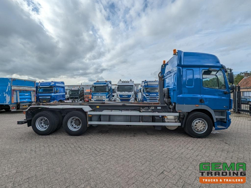 משאית הרמת וו DAF FAS CF85.410 6x2 Euro5 FAS CF85.410 6x2 Spacecab Euro5 - HaakarmSysteem AJK 20T - KlapBumper - Vangmuilkoppeling - Lift-As: תמונה 12 משאית הרמת וו DAF FAS CF85.410 6x2 Euro5 FAS CF85.410 6x2 Spacecab Euro5 - HaakarmSysteem AJK 20T - KlapBumper - Vangmuilkoppeling - Lift-As: תמונה 12