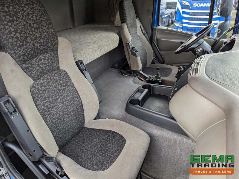 משאית הרמת וו DAF FAS CF85.410 6x2 Euro5 FAS CF85.410 6x2 Spacecab Euro5 - HaakarmSysteem AJK 20T - KlapBumper - Vangmuilkoppeling - Lift-As: תמונה 7 משאית הרמת וו DAF FAS CF85.410 6x2 Euro5 FAS CF85.410 6x2 Spacecab Euro5 - HaakarmSysteem AJK 20T - KlapBumper - Vangmuilkoppeling - Lift-As: תמונה 7