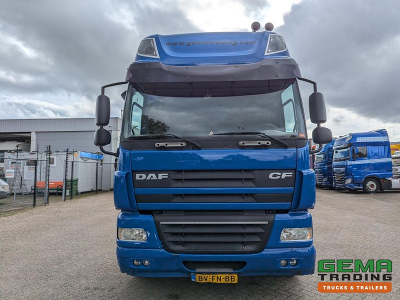 משאית הרמת וו DAF FAS CF85.410 6x2 Euro5 FAS CF85.410 6x2 Spacecab Euro5 - HaakarmSysteem AJK 20T - KlapBumper - Vangmuilkoppeling - Lift-As: תמונה 8 משאית הרמת וו DAF FAS CF85.410 6x2 Euro5 FAS CF85.410 6x2 Spacecab Euro5 - HaakarmSysteem AJK 20T - KlapBumper - Vangmuilkoppeling - Lift-As: תמונה 8
