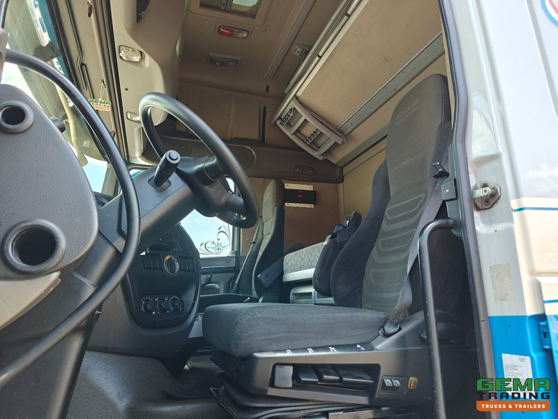DAF FTS XF105.510 6x2 SuperSpaceCab Euro5 - Retarder - Dubbele Tanks - 10 Banden - Schuifschotel - NL TRUCK - יחידת טרקטור: תמונה 5 DAF FTS XF105.510 6x2 SuperSpaceCab Euro5 - Retarder - Dubbele Tanks - 10 Banden - Schuifschotel - NL TRUCK - יחידת טרקטור: תמונה 5