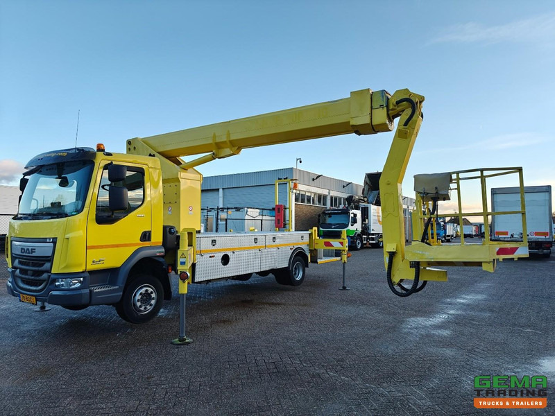 DAF LF 180 FA 4x2 Dagcab Euro6A - T225 Ruthman - Hoogwerker- 101.534km - 04/2026 APK - משאית: תמונה 1 DAF LF 180 FA 4x2 Dagcab Euro6A - T225 Ruthman - Hoogwerker- 101.534km - 04/2026 APK - משאית: תמונה 1