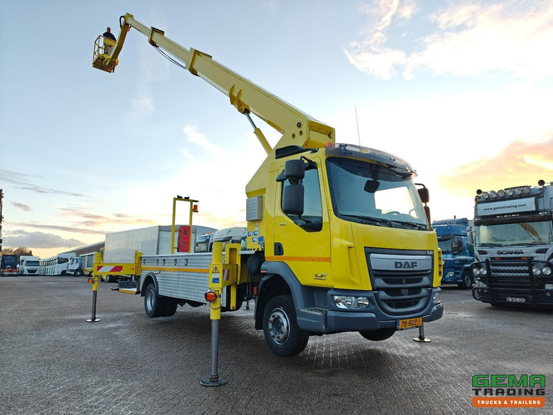 DAF LF 180 FA 4x2 Dagcab Euro6A - T225 Ruthman - Hoogwerker- 101.534km - 04/2026 APK - משאית: תמונה 4 DAF LF 180 FA 4x2 Dagcab Euro6A - T225 Ruthman - Hoogwerker- 101.534km - 04/2026 APK - משאית: תמונה 4