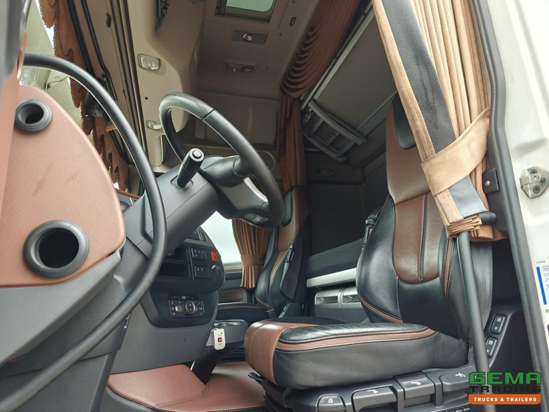 DAF XF 480 FTG 6x2/4 Superspacecab Euro6C - Dubbele Tanks - Lift/StuurAs - Navi - SMARTTacho V2 - יחידת טרקטור: תמונה 5 DAF XF 480 FTG 6x2/4 Superspacecab Euro6C - Dubbele Tanks - Lift/StuurAs - Navi - SMARTTacho V2 - יחידת טרקטור: תמונה 5