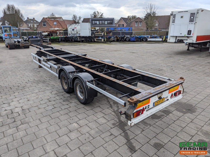 Floor FLCO 12-18 2-Assen BPW - Trommelremmen - 2x 20FT en 40FT Aansluiting - 4140KG - סמיטריילר מוביל מכולות/ החלפת גוף: תמונה 3 Floor FLCO 12-18 2-Assen BPW - Trommelremmen - 2x 20FT en 40FT Aansluiting - 4140KG - סמיטריילר מוביל מכולות/ החלפת גוף: תמונה 3
