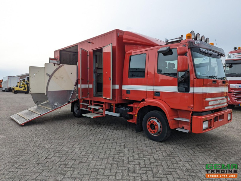 Iveco Tector ML120E24D 4x2 Euro3 DubbelCabine - Paardenwagen 3-Paards - Kleedruimte - Hydraulische klep- TOP! - משאית סוסים: תמונה 1 Iveco Tector ML120E24D 4x2 Euro3 DubbelCabine - Paardenwagen 3-Paards - Kleedruimte - Hydraulische klep- TOP! - משאית סוסים: תמונה 1
