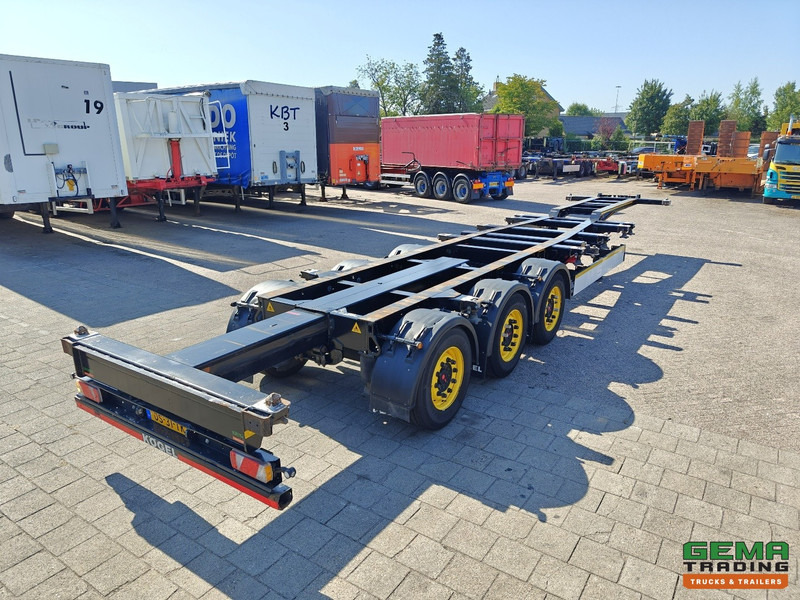 Kögel PORT 40 SIMPLEX 20 3-Assen SAF - Schijfremmen - 20/30/40FT Aansluiting - Achterschuiver - סמיטריילר מוביל מכולות/ החלפת גוף: תמונה 2 Kögel PORT 40 SIMPLEX 20 3-Assen SAF - Schijfremmen - 20/30/40FT Aansluiting - Achterschuiver - סמיטריילר מוביל מכולות/ החלפת גוף: תמונה 2