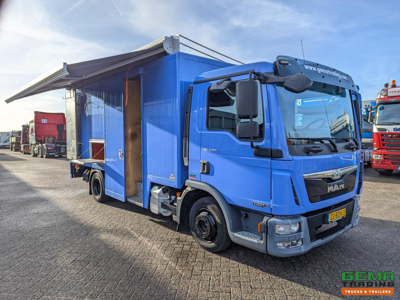 MAN TGL 7.150 4x2 Dagcabine Euro6 - Camper/Kart/Motor/ Mobiele Werkplaats - Laadklep 750KG - Zonnepaneel - משאית: תמונה 3 MAN TGL 7.150 4x2 Dagcabine Euro6 - Camper/Kart/Motor/ Mobiele Werkplaats - Laadklep 750KG - Zonnepaneel - משאית: תמונה 3
