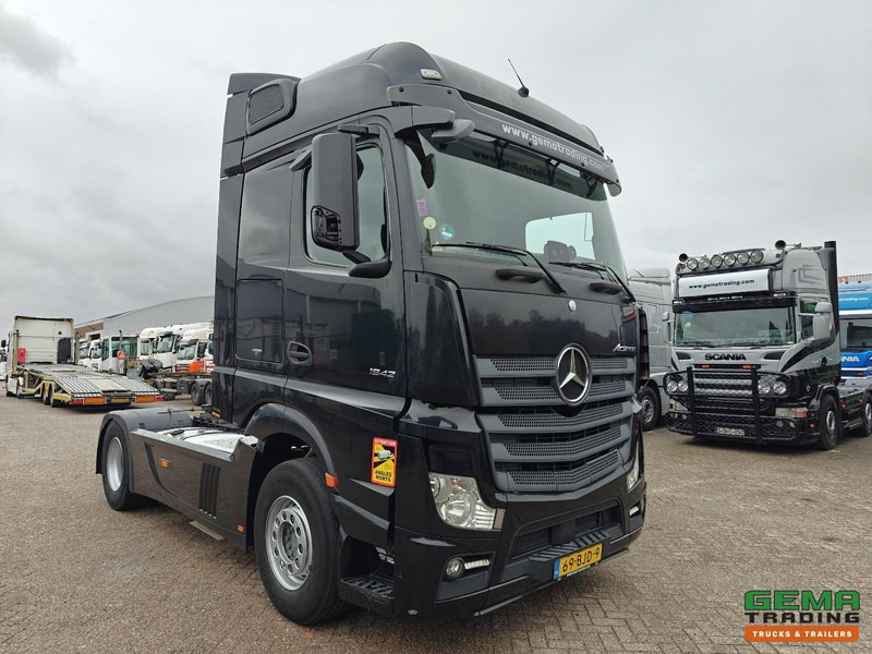 Mercedes-Benz Actros 1942 4x2 Megaspace Euro6 - Dubbele Tanks - SneeuwKettingen - SMARTTacho V2 - 02/2026 APK - יחידת טרקטור: תמונה 2 Mercedes-Benz Actros 1942 4x2 Megaspace Euro6 - Dubbele Tanks - SneeuwKettingen - SMARTTacho V2 - 02/2026 APK - יחידת טרקטור: תמונה 2