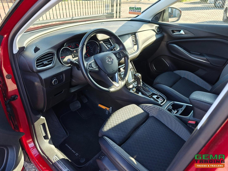 Opel Grandland X  1.5 CDTi - Euro6 BG - Automaat - 4-Seizoens Banden - NIEUWE MOTOR met 3 jaar garantie - 06/2026 APK - מכונית: תמונה 5 Opel Grandland X  1.5 CDTi - Euro6 BG - Automaat - 4-Seizoens Banden - NIEUWE MOTOR met 3 jaar garantie - 06/2026 APK - מכונית: תמונה 5