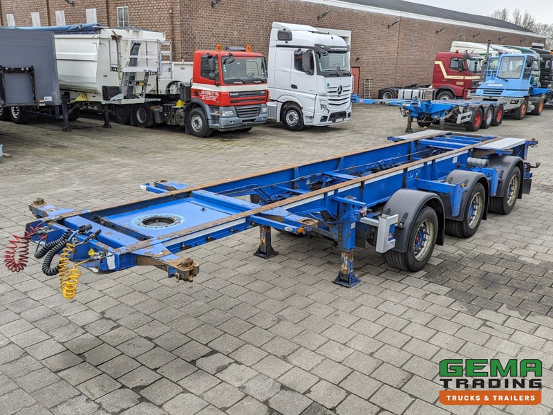 Renders ROC16.27 3-Assen SAF Schijfremmen - X-Steering - 30FT - סמיטריילר מוביל מכולות/ החלפת גוף: תמונה 3 Renders ROC16.27 3-Assen SAF Schijfremmen - X-Steering - 30FT - סמיטריילר מוביל מכולות/ החלפת גוף: תמונה 3