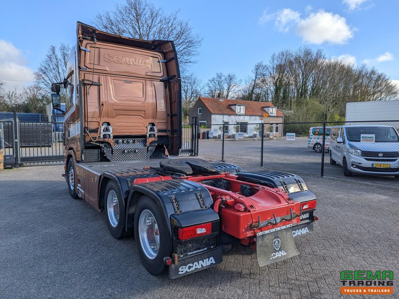 Scania S730 6x4 Topline Euro6 - V8 - Retarder - Costum Interior - Vollucht - Alcoa's - יחידת טרקטור: תמונה 4 Scania S730 6x4 Topline Euro6 - V8 - Retarder - Costum Interior - Vollucht - Alcoa's - יחידת טרקטור: תמונה 4
