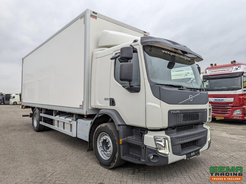 Volvo FE320 4x2 Dagcab Euro6 - Gesloten Opbouw 7.6m + Laadklep 2000KG - ZijDeuren - VolledigLuchtgeveerd - משאית תיבה: תמונה 2 Volvo FE320 4x2 Dagcab Euro6 - Gesloten Opbouw 7.6m + Laadklep 2000KG - ZijDeuren - VolledigLuchtgeveerd - משאית תיבה: תמונה 2