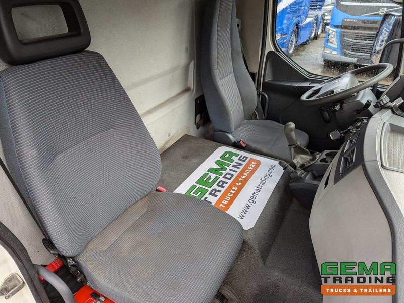 הַחכָּרָה Volvo FL290 4x2 Dagcab Euro5 18T - Handgeschakeld - Koel-VriesBak 8.40M - Frigo Block - Laadklep 1500KG Volvo FL290 4x2 Dagcab Euro5 18T - Handgeschakeld - Koel-VriesBak 8.40M - Frigo Block - Laadklep 1500KG: תמונה 16 הַחכָּרָה Volvo FL290 4x2 Dagcab Euro5 18T - Handgeschakeld - Koel-VriesBak 8.40M - Frigo Block - Laadklep 1500KG Volvo FL290 4x2 Dagcab Euro5 18T - Handgeschakeld - Koel-VriesBak 8.40M - Frigo Block - Laadklep 1500KG: תמונה 16