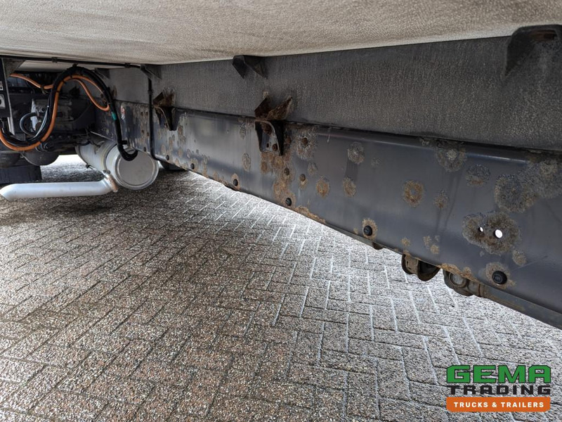 הַחכָּרָה Volvo FL290 4x2 Dagcab Euro5 18T - Handgeschakeld - Koel-VriesBak 8.40M - Frigo Block - Laadklep 1500KG Volvo FL290 4x2 Dagcab Euro5 18T - Handgeschakeld - Koel-VriesBak 8.40M - Frigo Block - Laadklep 1500KG: תמונה 19 הַחכָּרָה Volvo FL290 4x2 Dagcab Euro5 18T - Handgeschakeld - Koel-VriesBak 8.40M - Frigo Block - Laadklep 1500KG Volvo FL290 4x2 Dagcab Euro5 18T - Handgeschakeld - Koel-VriesBak 8.40M - Frigo Block - Laadklep 1500KG: תמונה 19