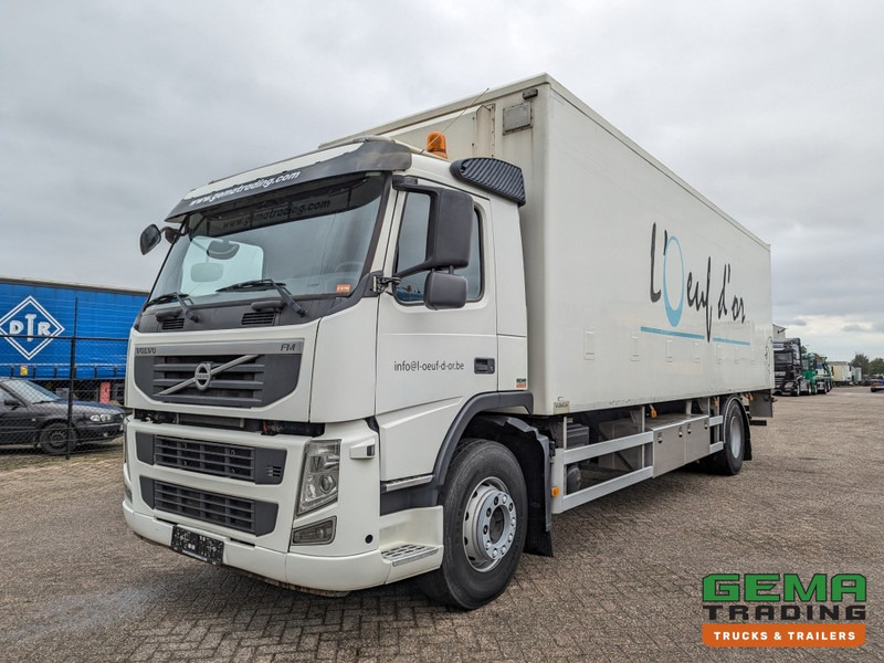 Volvo FM330 4x2 Daycab Euro5 KuikenBak 8.2m + Webasto Heater + Dhollandia 2000KG (V799) - משאית קירור: תמונה 1 Volvo FM330 4x2 Daycab Euro5 KuikenBak 8.2m + Webasto Heater + Dhollandia 2000KG (V799) - משאית קירור: תמונה 1
