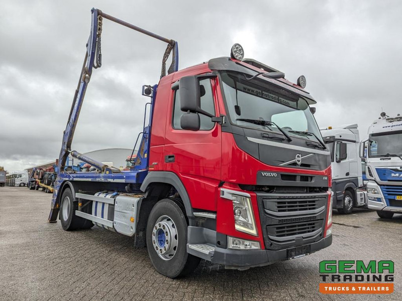Volvo FM330 4x2 Daycab Euro6 JOAB PortaalSysteem 14T - Extendable - 251.000km - משאית דילוג העמסה: תמונה 2 Volvo FM330 4x2 Daycab Euro6 JOAB PortaalSysteem 14T - Extendable - 251.000km - משאית דילוג העמסה: תמונה 2