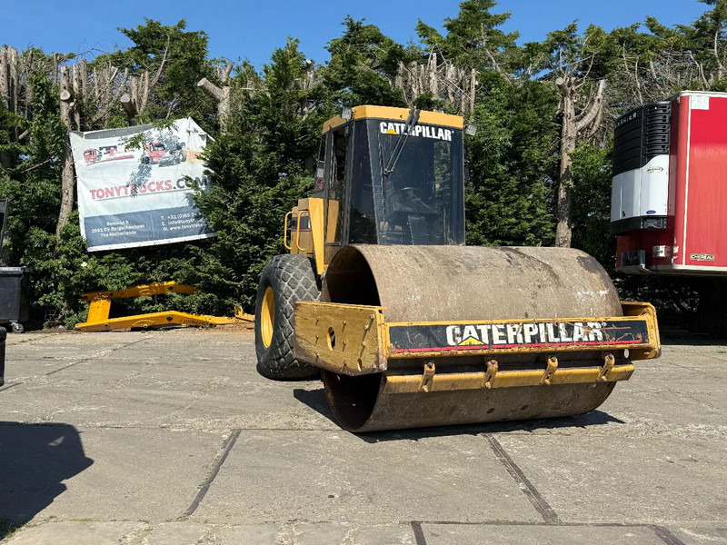 Caterpillar CS 563 Roller with vibration - רולר: תמונה 1 Caterpillar CS 563 Roller with vibration - רולר: תמונה 1