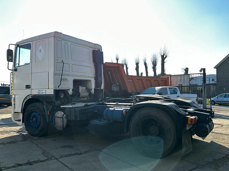 DAF XF 95.380 4X2 Tractor-unit Spring/Air ZF Manual Euro2 PTO - יחידת טרקטור: תמונה 3 DAF XF 95.380 4X2 Tractor-unit Spring/Air ZF Manual Euro2 PTO - יחידת טרקטור: תמונה 3
