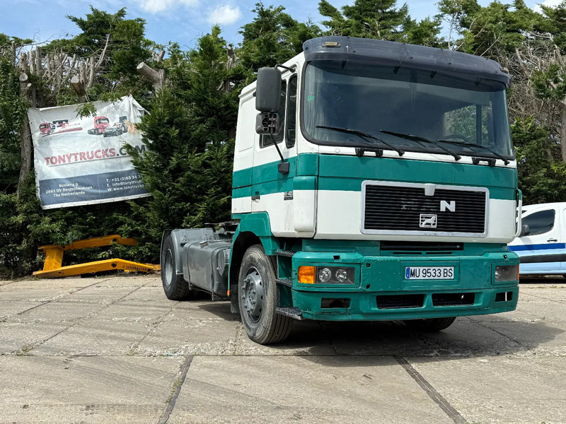 MAN 19.403 4X2 Tractor-unit Spring/Air ZF Manual Gear Low cabine - יחידת טרקטור: תמונה 1 MAN 19.403 4X2 Tractor-unit Spring/Air ZF Manual Gear Low cabine - יחידת טרקטור: תמונה 1