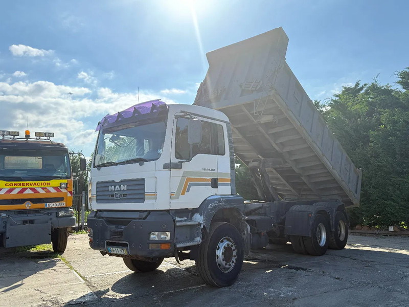 MAN TGA 26.360 6X4 Tipper Spring/Spring ZF Manual gear EURO3 - מזהיר: תמונה 2 MAN TGA 26.360 6X4 Tipper Spring/Spring ZF Manual gear EURO3 - מזהיר: תמונה 2