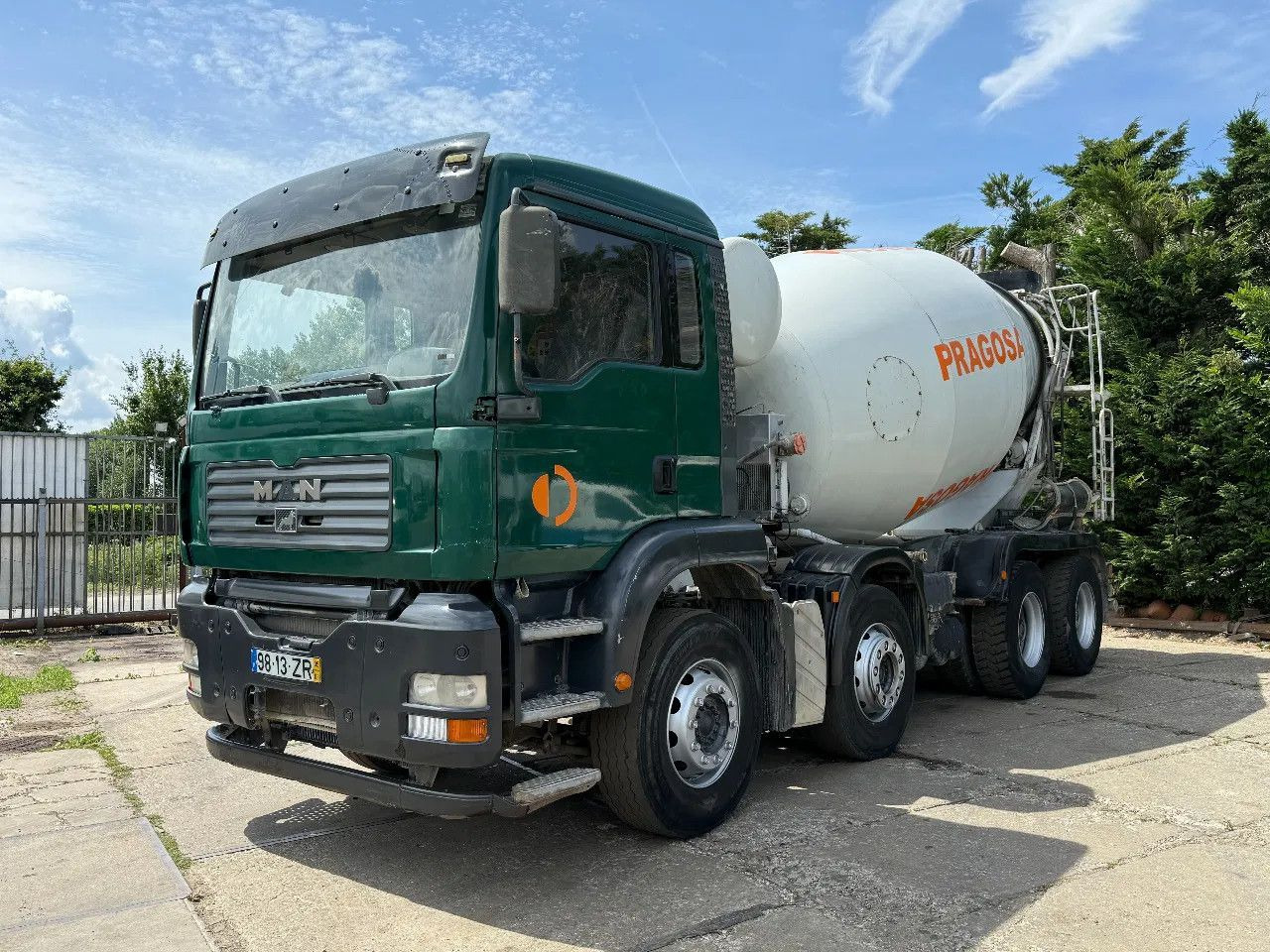 MAN TGA 35.360 8X4 CIFA Beton Mixer Spring/Spring ZF - משאית מערבלת בטון: תמונה 2 MAN TGA 35.360 8X4 CIFA Beton Mixer Spring/Spring ZF - משאית מערבלת בטון: תמונה 2