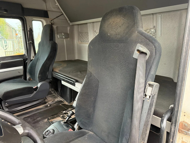 יחידת טרקטור MAN TGX 33.480 6X4 Tractor-unit Spring/Spring Retarder Euro5: תמונה 12 יחידת טרקטור MAN TGX 33.480 6X4 Tractor-unit Spring/Spring Retarder Euro5: תמונה 12