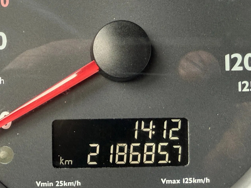 יחידת טרקטור MAN TGX 33.480 6X4 Tractor-unit Spring/Spring Retarder Euro5: תמונה 15 יחידת טרקטור MAN TGX 33.480 6X4 Tractor-unit Spring/Spring Retarder Euro5: תמונה 15