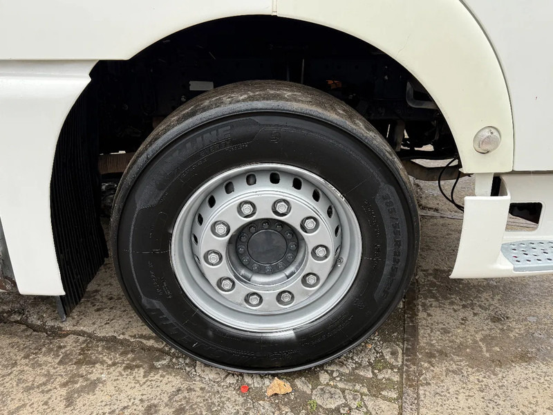 יחידת טרקטור MAN TGX 33.480 6X4 Tractor-unit Spring/Spring Retarder Euro5: תמונה 8 יחידת טרקטור MAN TGX 33.480 6X4 Tractor-unit Spring/Spring Retarder Euro5: תמונה 8