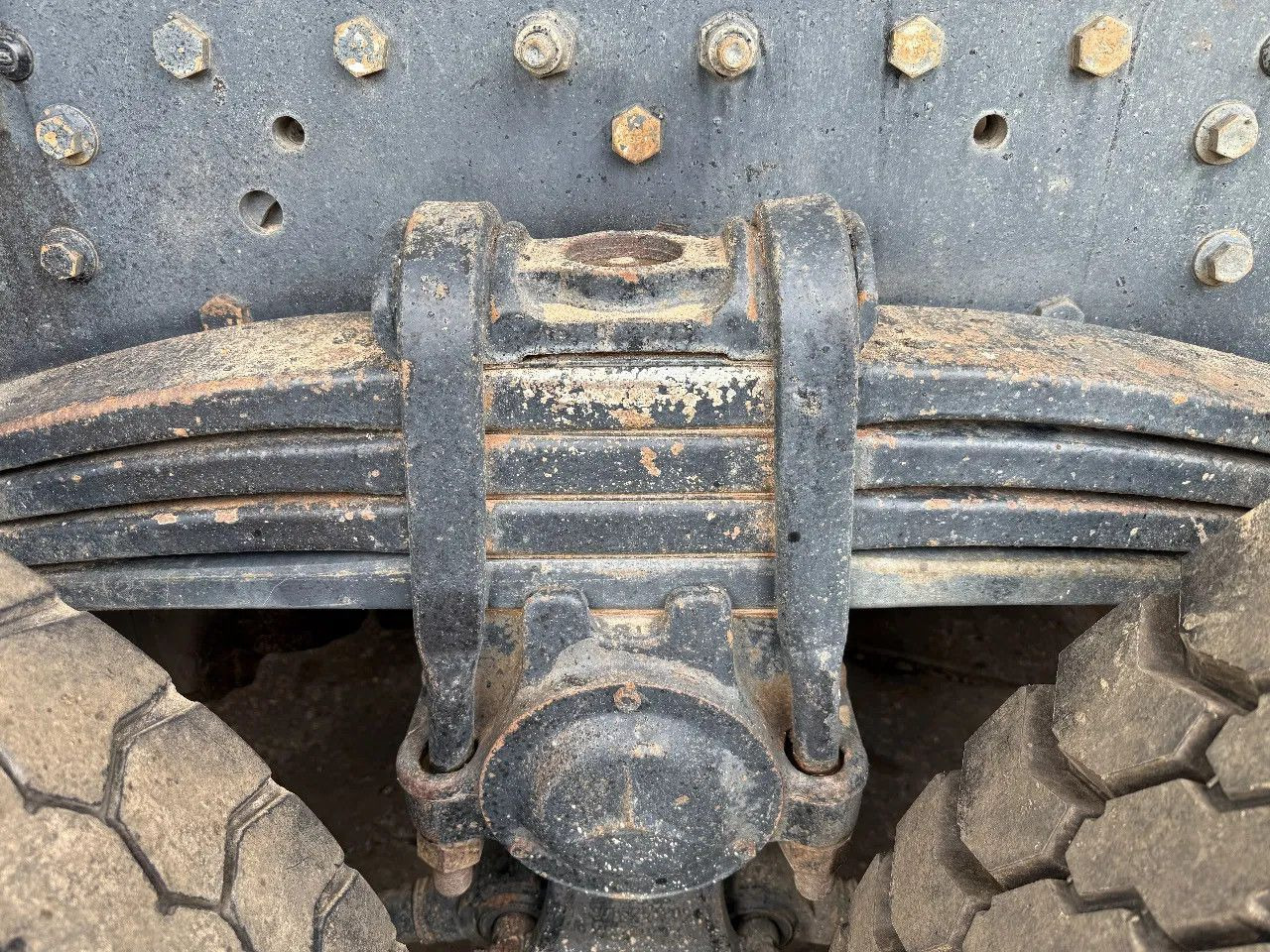 Mercedes-Benz Actros 4140 V6 8X4 Tipper Spring/Spring Manual G - מזהיר: תמונה 5 Mercedes-Benz Actros 4140 V6 8X4 Tipper Spring/Spring Manual G - מזהיר: תמונה 5
